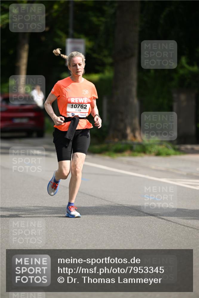 15.06.2025 - REWE Women's Run Dr. Thomas Lammeyer http://msf.ph/oto/7953345 15.06.2025 09:42:32 Laufen 10762 meine-sportfotos.de
