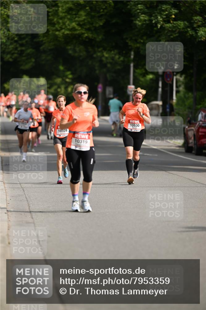 15.06.2025 - REWE Women's Run Dr. Thomas Lammeyer http://msf.ph/oto/7953359 15.06.2025 09:42:35 Laufen 10328, 10319, 10530 meine-sportfotos.de