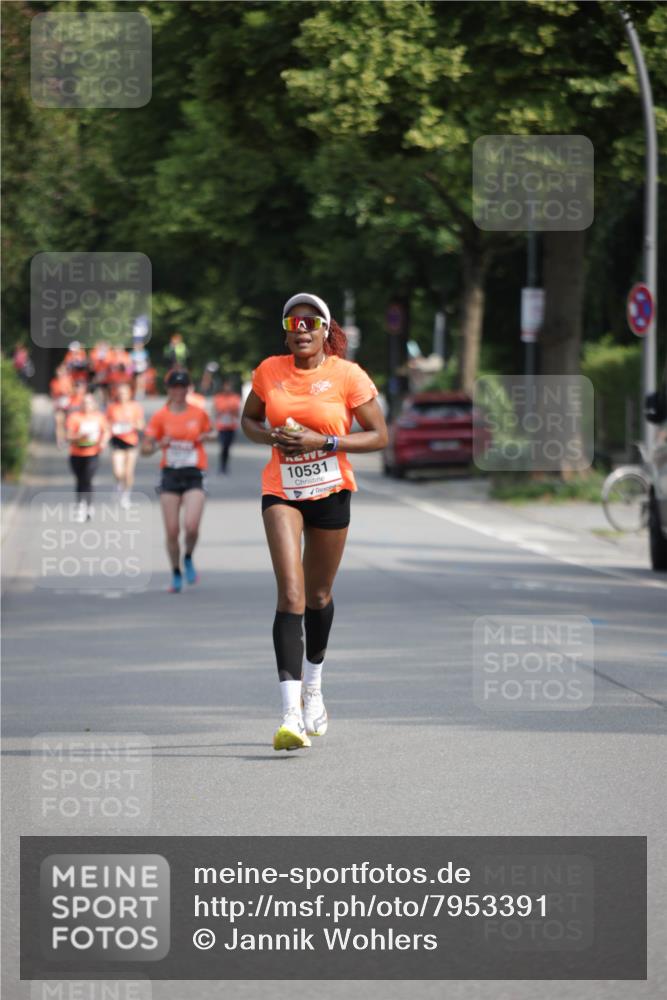 15.06.2025 - REWE Women's Run Jannik Wohlers http://msf.ph/oto/7953391 15.06.2025 08:48:33 Laufen 10531 meine-sportfotos.de