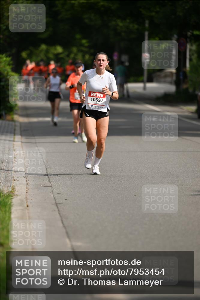 15.06.2025 - REWE Women's Run Dr. Thomas Lammeyer http://msf.ph/oto/7953454 15.06.2025 09:42:42 Laufen 10620 meine-sportfotos.de
