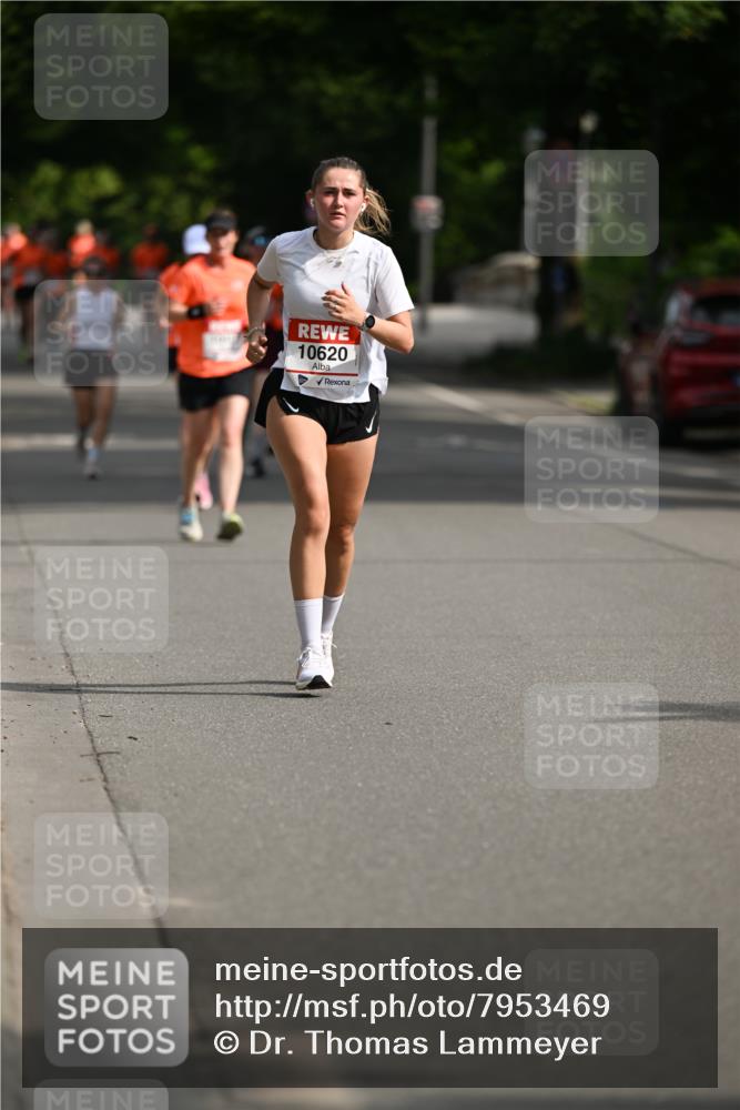 15.06.2025 - REWE Women's Run Dr. Thomas Lammeyer http://msf.ph/oto/7953469 15.06.2025 09:42:43 Laufen 10620 meine-sportfotos.de