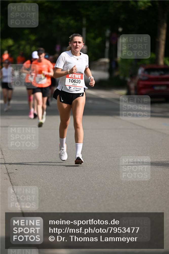 15.06.2025 - REWE Women's Run Dr. Thomas Lammeyer http://msf.ph/oto/7953477 15.06.2025 09:42:43 Laufen 10620 meine-sportfotos.de