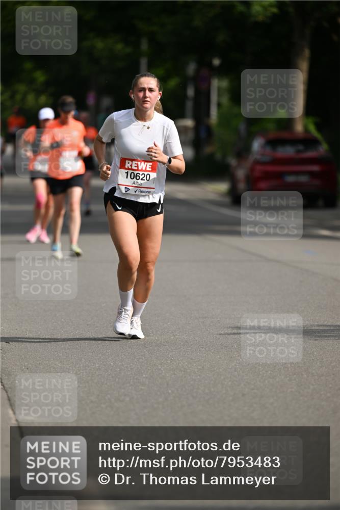 15.06.2025 - REWE Women's Run Dr. Thomas Lammeyer http://msf.ph/oto/7953483 15.06.2025 09:42:43 Laufen 10620 meine-sportfotos.de