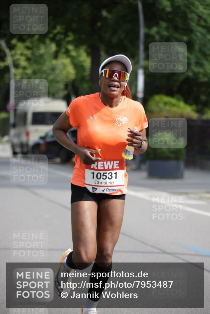 15.06.2025 - REWE Women's Run Jannik Wohlers http://msf.ph/oto/7953487 15.06.2025 08:48:38 Laufen 10531 meine-sportfotos.de