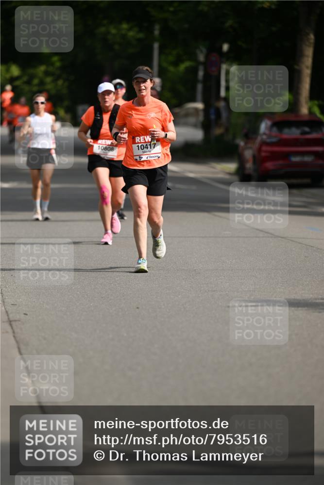 15.06.2025 - REWE Women's Run Dr. Thomas Lammeyer http://msf.ph/oto/7953516 15.06.2025 09:42:46 Laufen 10808, 10417 meine-sportfotos.de