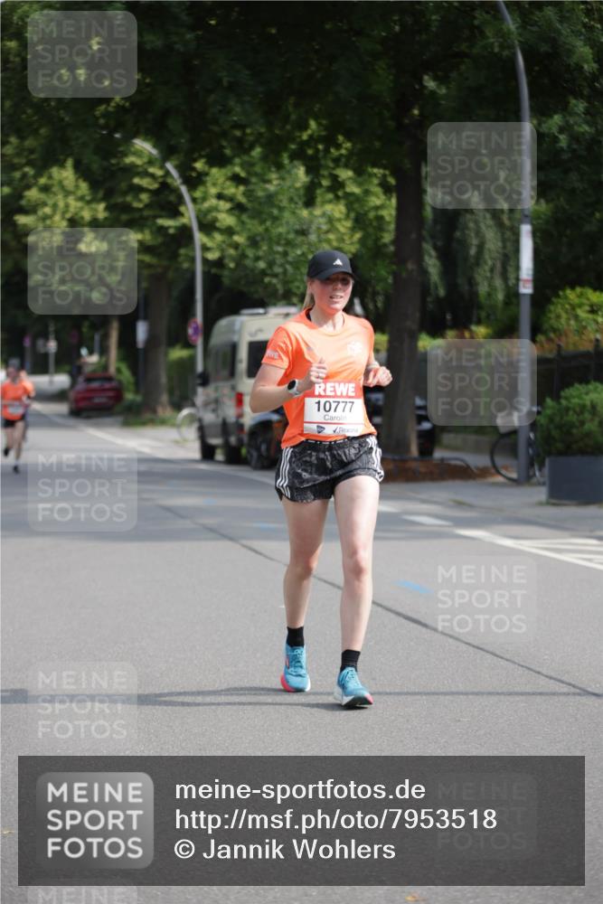 15.06.2025 - REWE Women's Run Jannik Wohlers http://msf.ph/oto/7953518 15.06.2025 08:48:44 Laufen 10777 meine-sportfotos.de