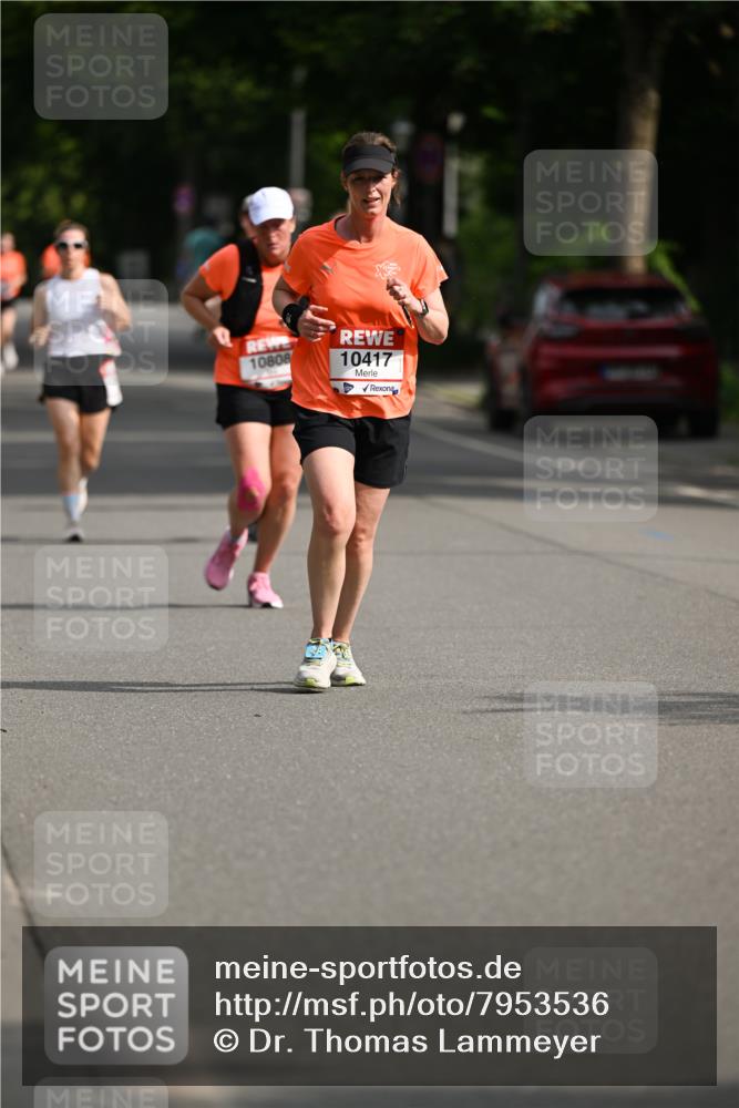 15.06.2025 - REWE Women's Run Dr. Thomas Lammeyer http://msf.ph/oto/7953536 15.06.2025 09:42:47 Laufen 10808, 10417 meine-sportfotos.de
