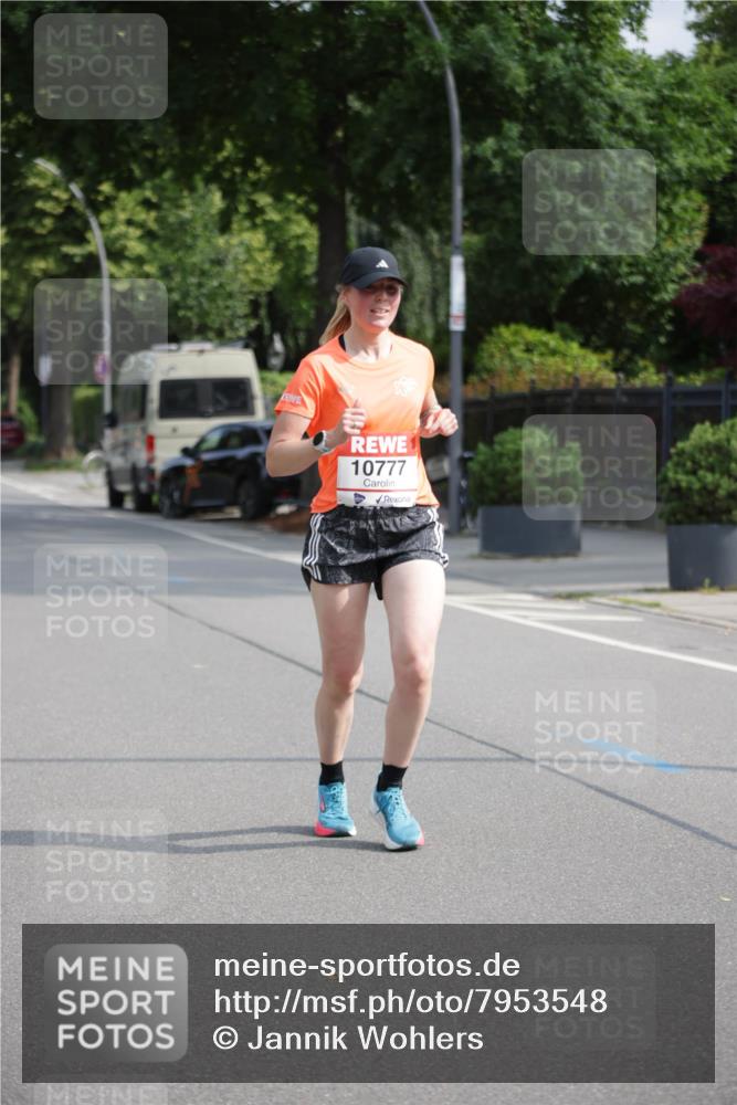 15.06.2025 - REWE Women's Run Jannik Wohlers http://msf.ph/oto/7953548 15.06.2025 08:48:44 Laufen 10777 meine-sportfotos.de