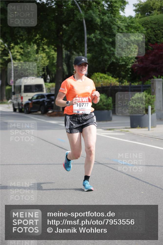 15.06.2025 - REWE Women's Run Jannik Wohlers http://msf.ph/oto/7953556 15.06.2025 08:48:45 Laufen 10777 meine-sportfotos.de
