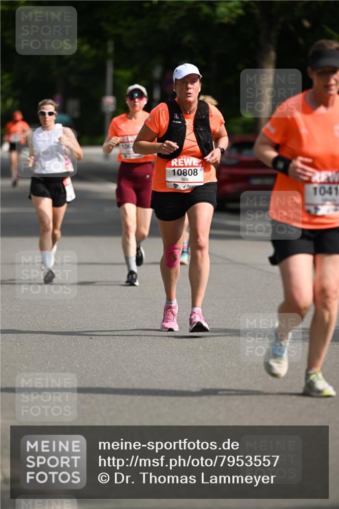 15.06.2025 - REWE Women's Run Dr. Thomas Lammeyer http://msf.ph/oto/7953557 15.06.2025 09:42:49 Laufen 10808 meine-sportfotos.de