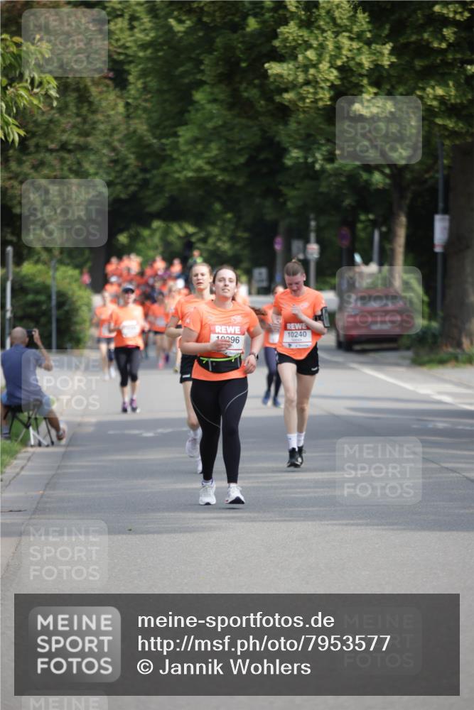 15.06.2025 - REWE Women's Run Jannik Wohlers http://msf.ph/oto/7953577 15.06.2025 08:48:47 Laufen 10240 meine-sportfotos.de
