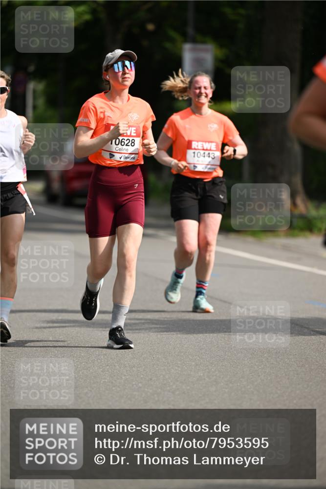 15.06.2025 - REWE Women's Run Dr. Thomas Lammeyer http://msf.ph/oto/7953595 15.06.2025 09:42:52 Laufen 10628, 10443 meine-sportfotos.de