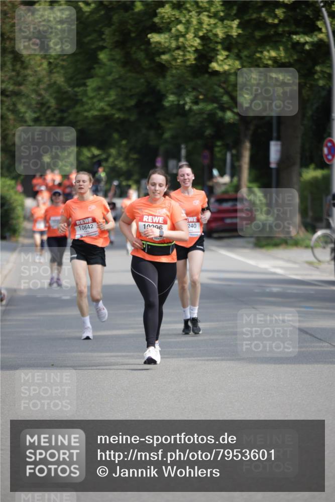 15.06.2025 - REWE Women's Run Jannik Wohlers http://msf.ph/oto/7953601 15.06.2025 08:48:48 Laufen 10642, 10296, 240 meine-sportfotos.de