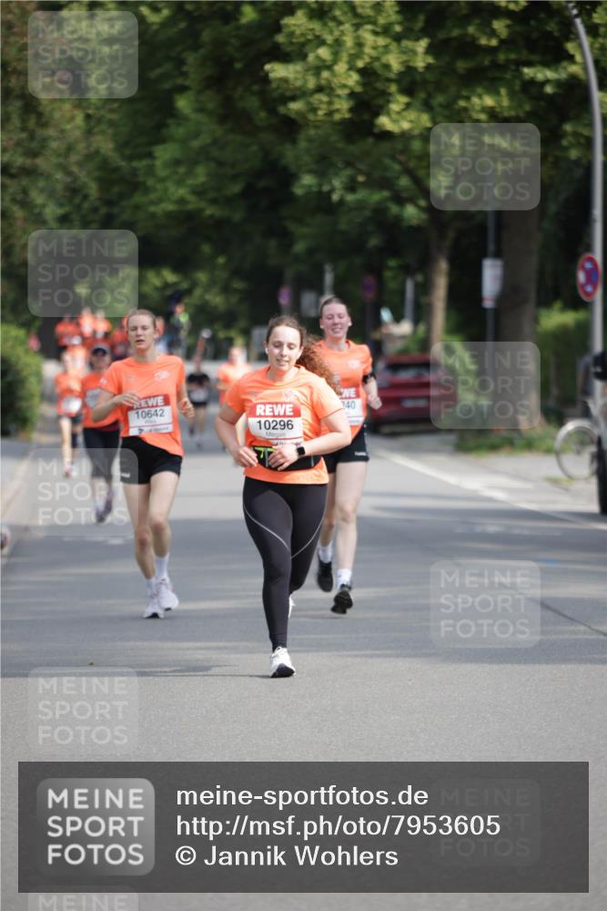 15.06.2025 - REWE Women's Run Jannik Wohlers http://msf.ph/oto/7953605 15.06.2025 08:48:48 Laufen 10642, 240, 10296 meine-sportfotos.de