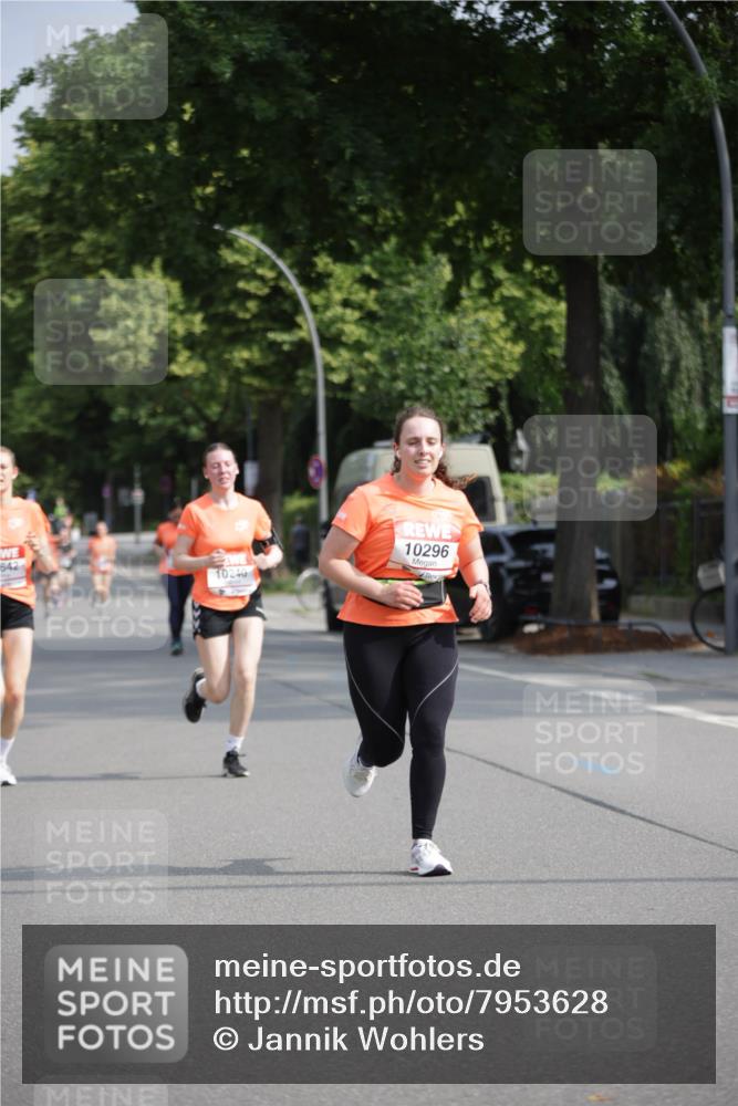 15.06.2025 - REWE Women's Run Jannik Wohlers http://msf.ph/oto/7953628 15.06.2025 08:48:51 Laufen 10296 meine-sportfotos.de