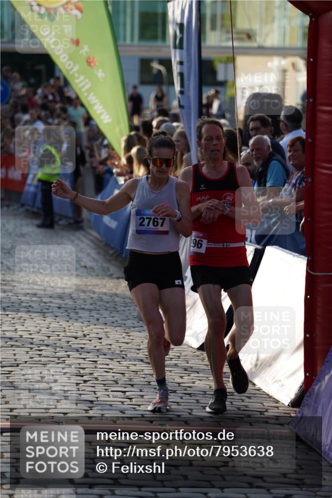 13.06.2025 - Holstenköstenlauf Felixshl http://msf.ph/oto/7953638 13.06.2025 19:43:37 Laufen 2296, 2767, 3066, 3073, 3132, 3781 meine-sportfotos.de