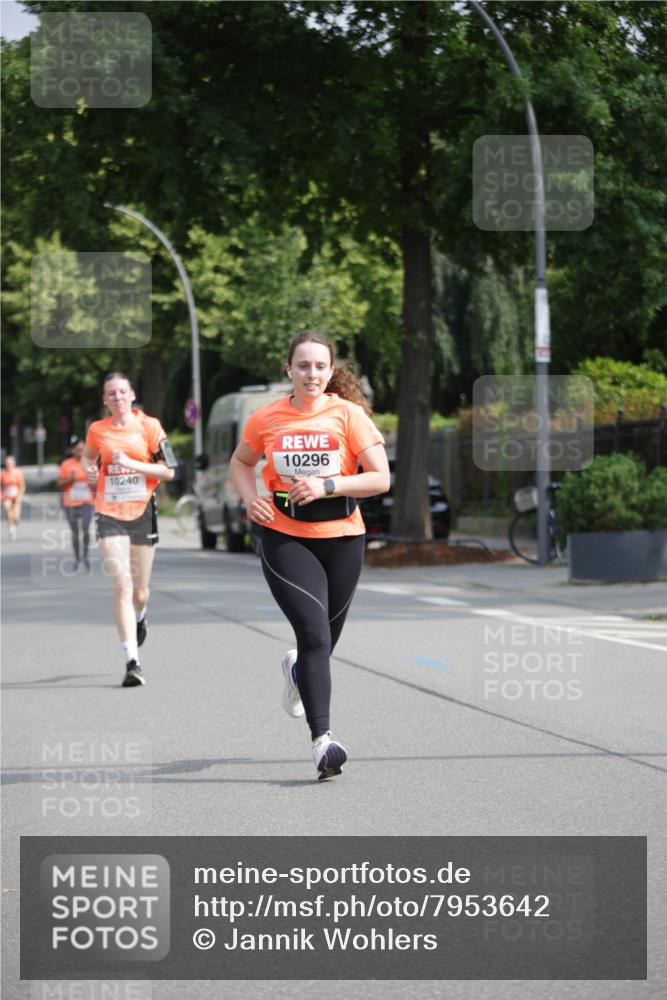 15.06.2025 - REWE Women's Run Jannik Wohlers http://msf.ph/oto/7953642 15.06.2025 08:48:51 Laufen 10296, 10240 meine-sportfotos.de