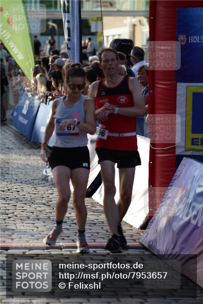 13.06.2025 - Holstenköstenlauf Felixshl http://msf.ph/oto/7953657 13.06.2025 19:43:38 Laufen 2278, 2296, 2767, 3066, 3073, 3132, 3781 meine-sportfotos.de