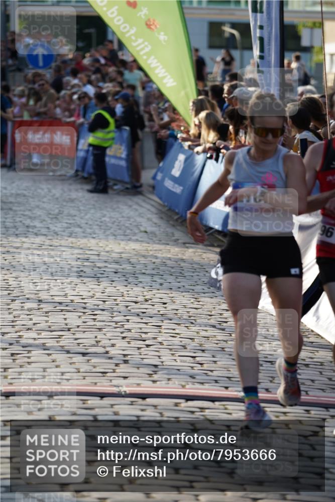 13.06.2025 - Holstenköstenlauf Felixshl http://msf.ph/oto/7953666 13.06.2025 19:43:38 Laufen 2278, 2296, 2767, 3066, 3073, 3132, 3781 meine-sportfotos.de