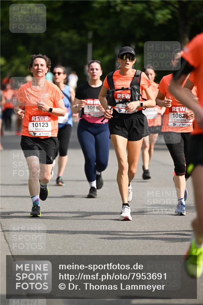 15.06.2025 - REWE Women's Run Dr. Thomas Lammeyer http://msf.ph/oto/7953691 15.06.2025 09:43:07 Laufen 1, 10123, 1011, 1082 meine-sportfotos.de