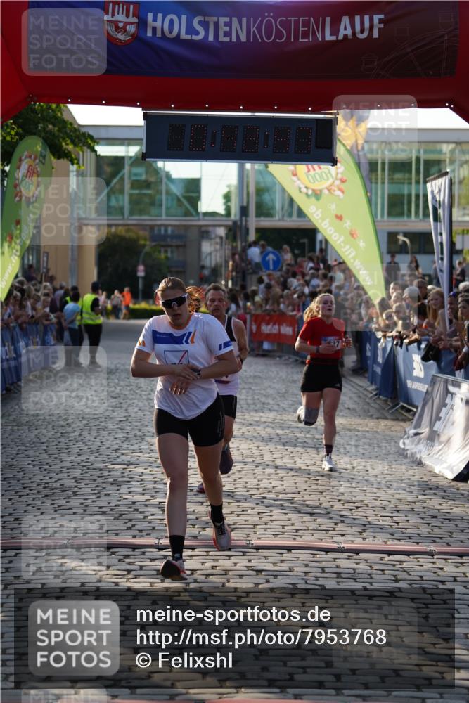 13.06.2025 - Holstenköstenlauf Felixshl http://msf.ph/oto/7953768 13.06.2025 19:43:46 Laufen 2278, 2637, 3224, 3781 meine-sportfotos.de