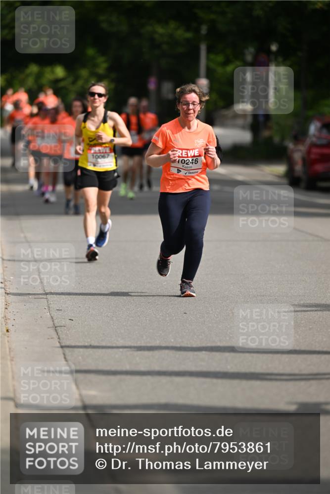 15.06.2025 - REWE Women's Run Dr. Thomas Lammeyer http://msf.ph/oto/7953861 15.06.2025 09:43:20 Laufen 10067, 10246 meine-sportfotos.de