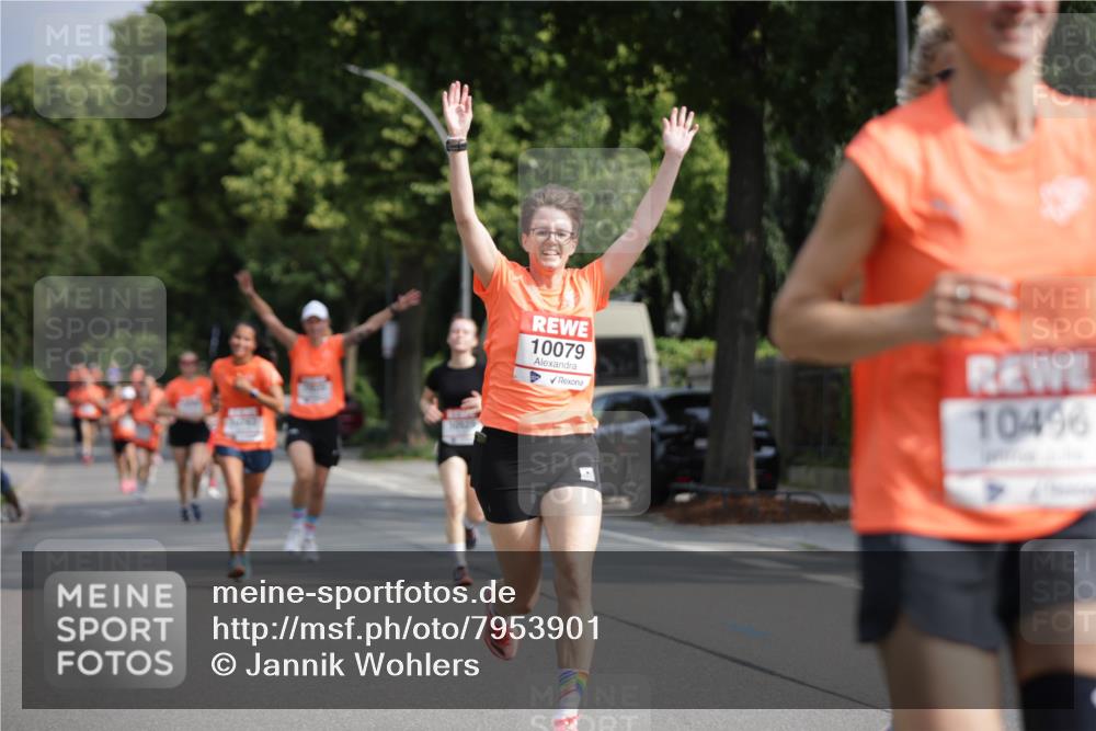 15.06.2025 - REWE Women's Run Jannik Wohlers http://msf.ph/oto/7953901 15.06.2025 08:49:07 Laufen 10625, 10079, 10496 meine-sportfotos.de
