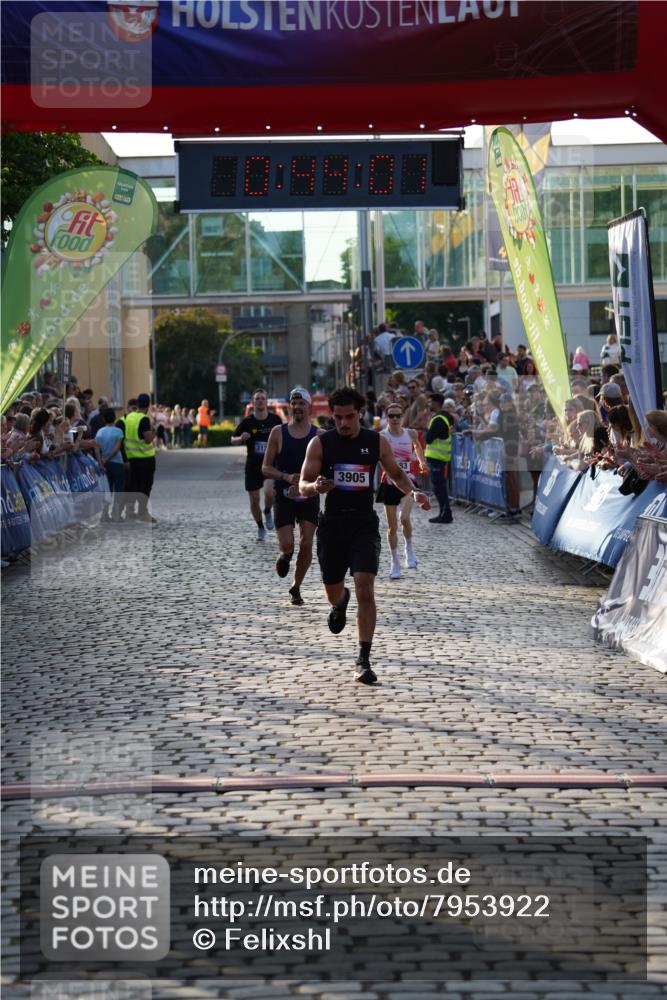 13.06.2025 - Holstenköstenlauf Felixshl http://msf.ph/oto/7953922 13.06.2025 19:44:01 Laufen 2649, 2683, 3134, 3905 meine-sportfotos.de