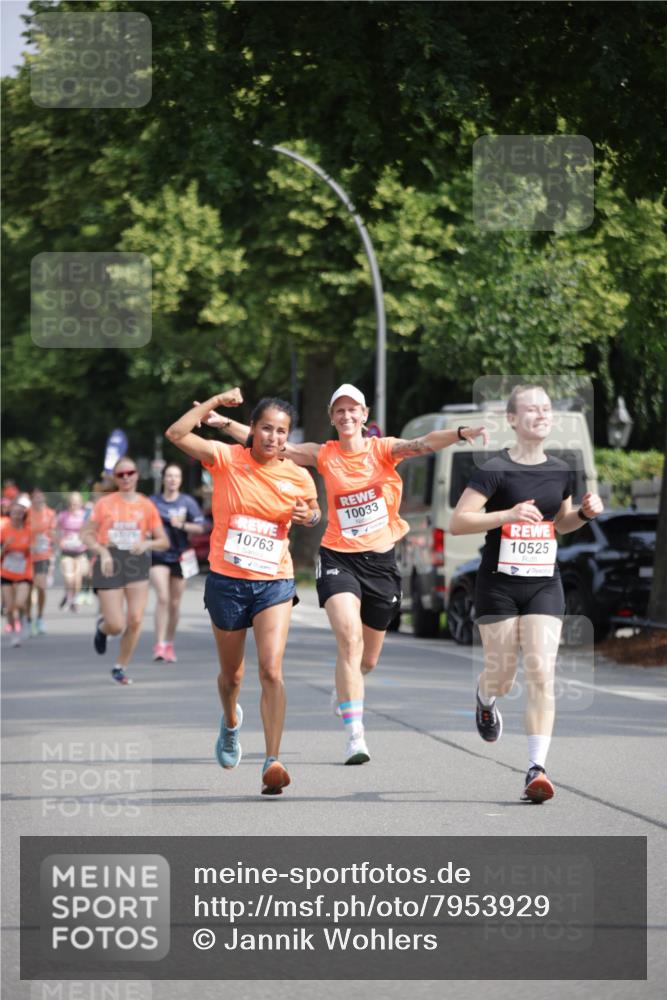 15.06.2025 - REWE Women's Run Jannik Wohlers http://msf.ph/oto/7953929 15.06.2025 08:49:09 Laufen 10779, 10763, 10033, 10525 meine-sportfotos.de