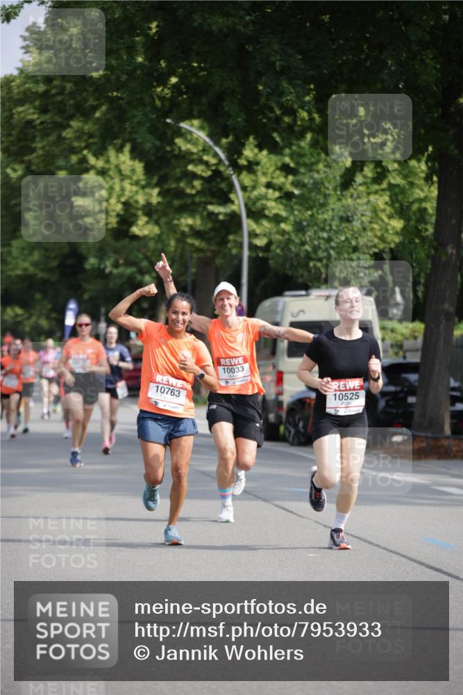 15.06.2025 - REWE Women's Run Jannik Wohlers http://msf.ph/oto/7953933 15.06.2025 08:49:09 Laufen 10763, 10033, 10525 meine-sportfotos.de