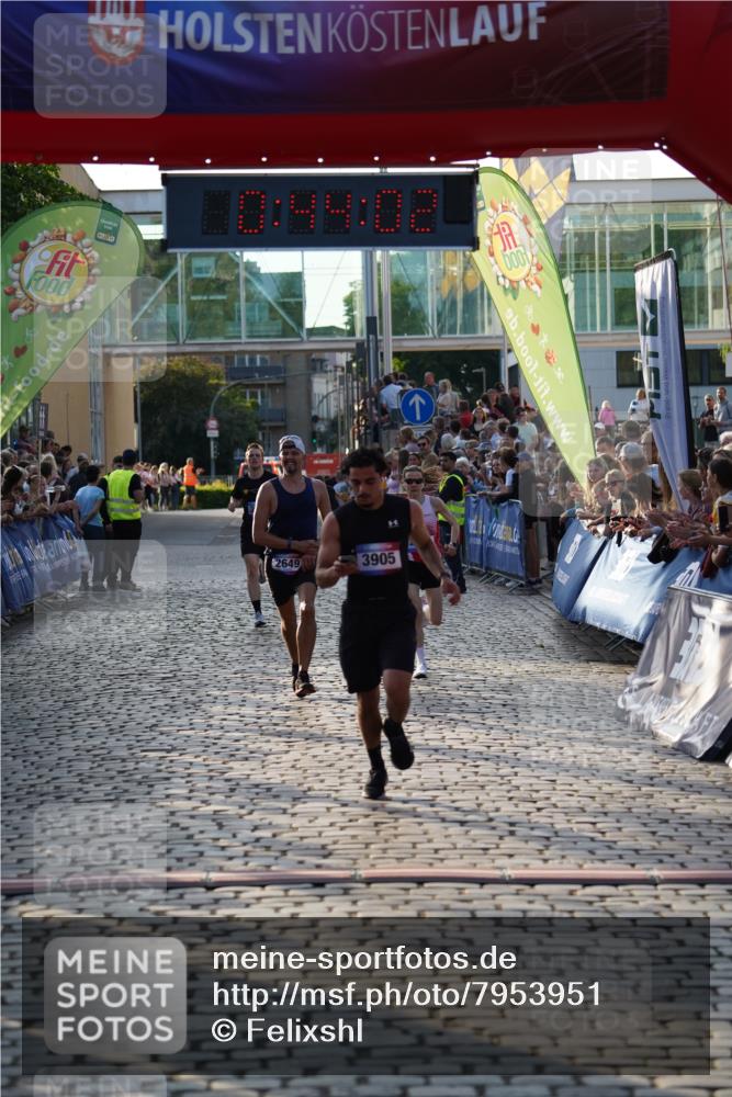 13.06.2025 - Holstenköstenlauf Felixshl http://msf.ph/oto/7953951 13.06.2025 19:44:01 Laufen 2649, 2683, 3134, 3905 meine-sportfotos.de