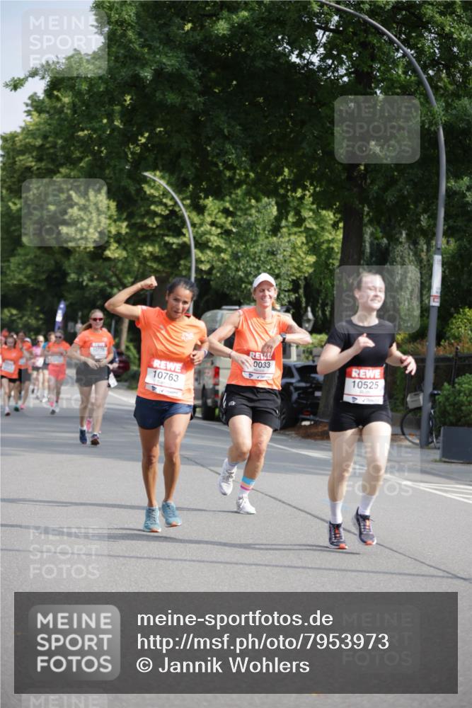 15.06.2025 - REWE Women's Run Jannik Wohlers http://msf.ph/oto/7953973 15.06.2025 08:49:10 Laufen 10775, 10763, 0033, 10525 meine-sportfotos.de