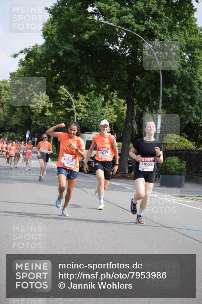 15.06.2025 - REWE Women's Run Jannik Wohlers http://msf.ph/oto/7953986 15.06.2025 08:49:11 Laufen 10763, 10033, 10525 meine-sportfotos.de