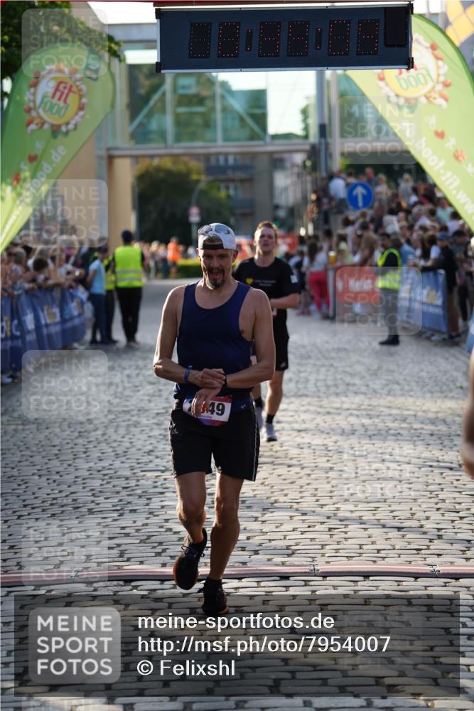 13.06.2025 - Holstenköstenlauf Felixshl http://msf.ph/oto/7954007 13.06.2025 19:44:04 Laufen 2649, 2683, 3134, 3905 meine-sportfotos.de