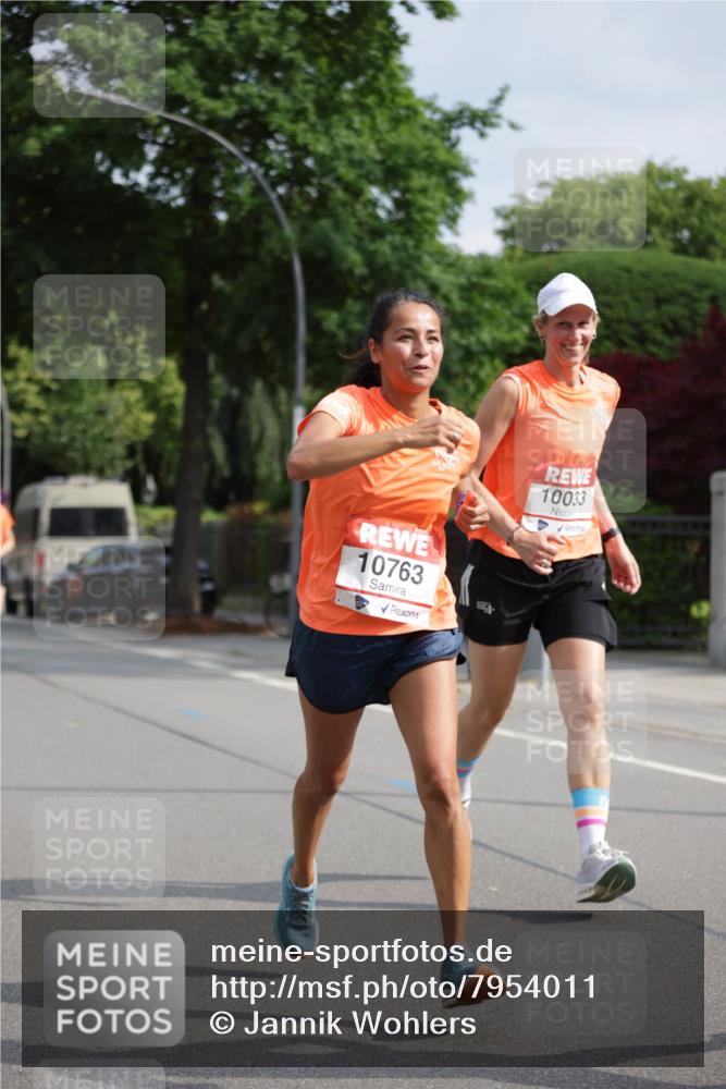 15.06.2025 - REWE Women's Run Jannik Wohlers http://msf.ph/oto/7954011 15.06.2025 08:49:12 Laufen 10763, 10033 meine-sportfotos.de