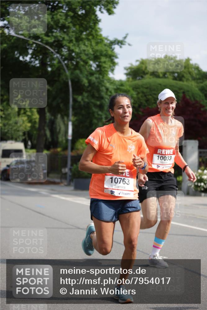 15.06.2025 - REWE Women's Run Jannik Wohlers http://msf.ph/oto/7954017 15.06.2025 08:49:13 Laufen 10033, 10763 meine-sportfotos.de