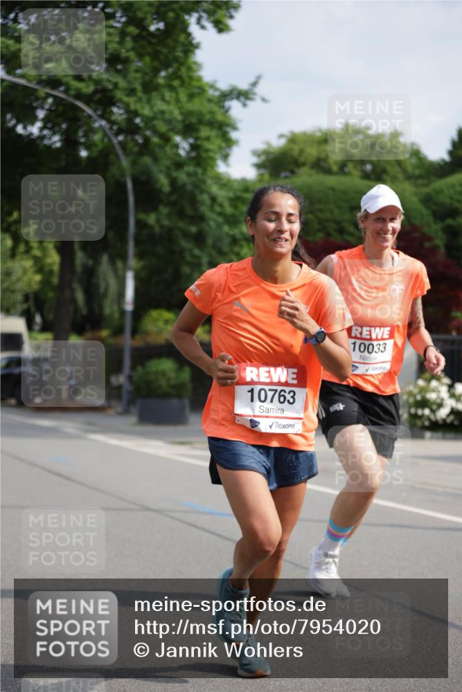 15.06.2025 - REWE Women's Run Jannik Wohlers http://msf.ph/oto/7954020 15.06.2025 08:49:13 Laufen 10763, 10033 meine-sportfotos.de