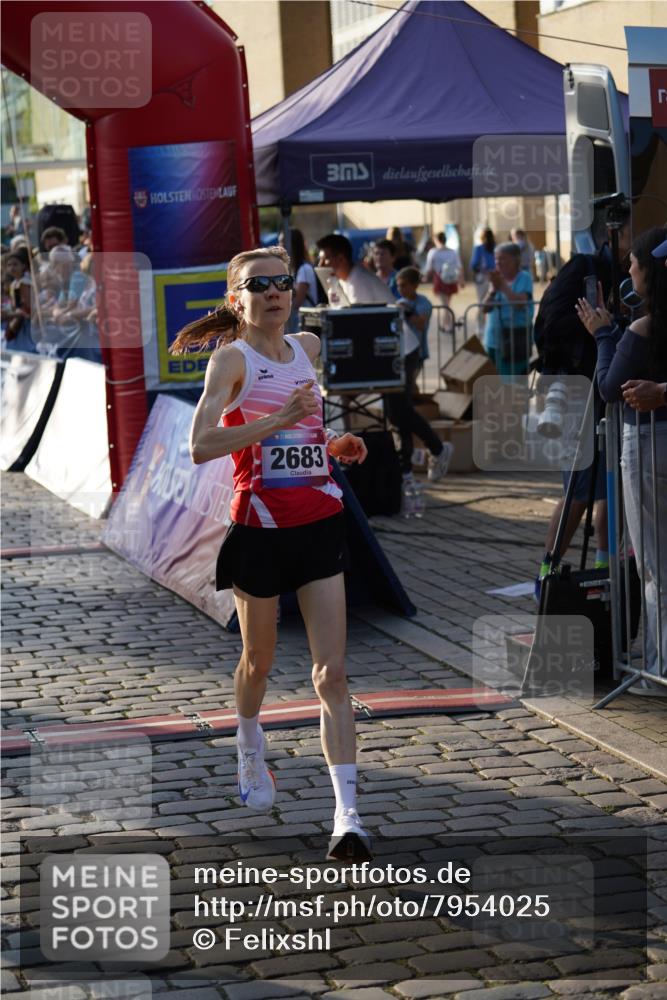 13.06.2025 - Holstenköstenlauf Felixshl http://msf.ph/oto/7954025 13.06.2025 19:44:05 Laufen 2649, 2683, 3134, 3905 meine-sportfotos.de