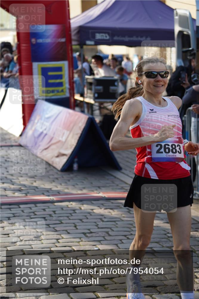 13.06.2025 - Holstenköstenlauf Felixshl http://msf.ph/oto/7954054 13.06.2025 19:44:06 Laufen 2649, 2683, 3134, 3905 meine-sportfotos.de