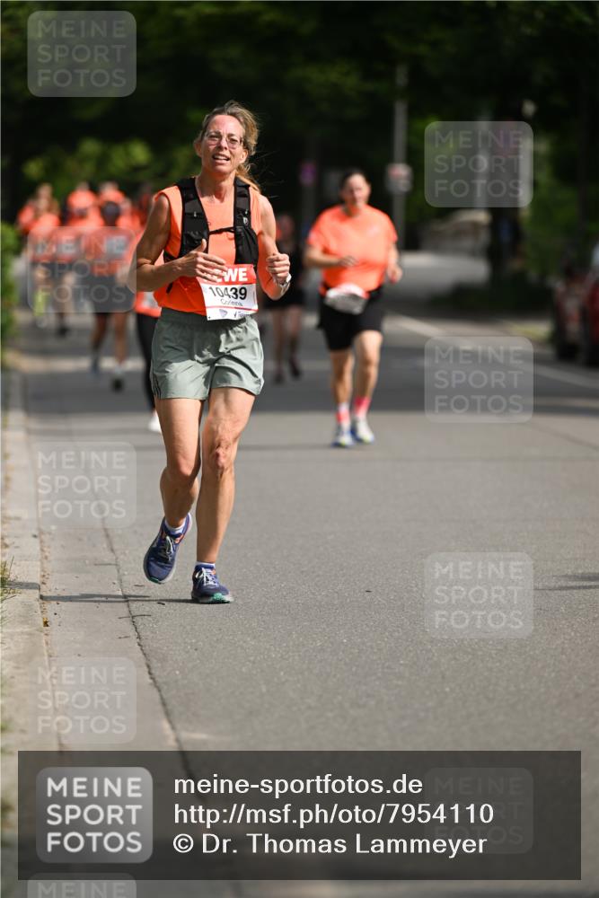 15.06.2025 - REWE Women's Run Dr. Thomas Lammeyer http://msf.ph/oto/7954110 15.06.2025 09:43:48 Laufen 10439 meine-sportfotos.de