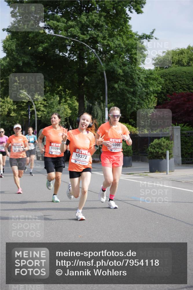 15.06.2025 - REWE Women's Run Jannik Wohlers http://msf.ph/oto/7954118 15.06.2025 08:49:20 Laufen 10403, 10289, 10372, 0395 meine-sportfotos.de
