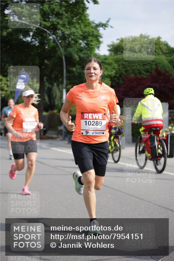 15.06.2025 - REWE Women's Run Jannik Wohlers http://msf.ph/oto/7954151 15.06.2025 08:49:22 Laufen 10403, 10289 meine-sportfotos.de