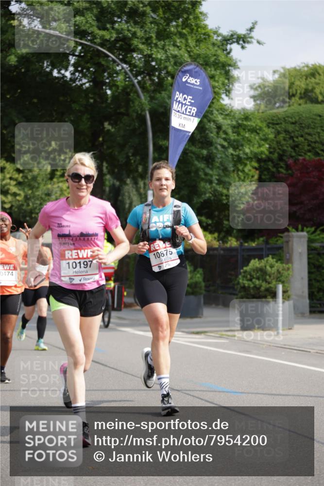 15.06.2025 - REWE Women's Run Jannik Wohlers http://msf.ph/oto/7954200 15.06.2025 08:49:24 Laufen 0474, 05, 30, 4, 21, 0975, 10197, 10875 meine-sportfotos.de