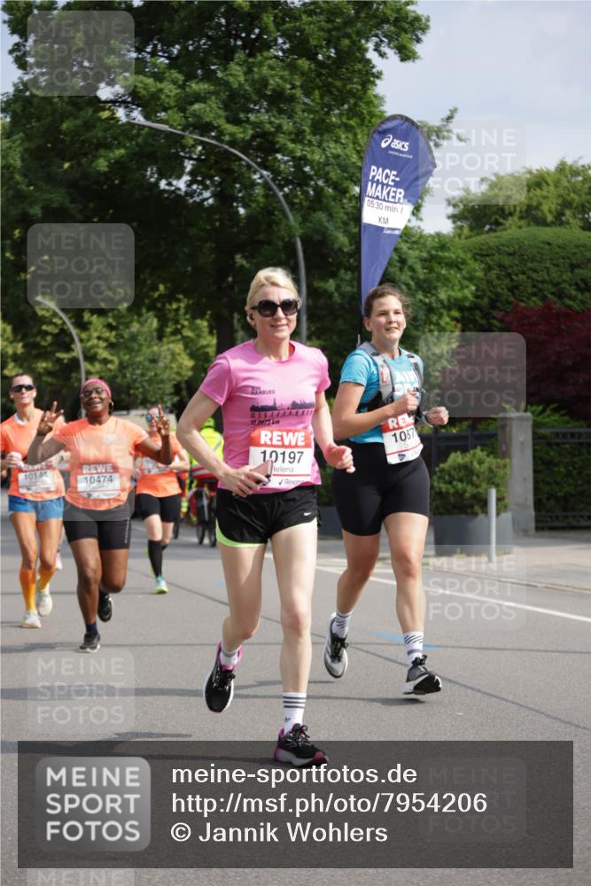 15.06.2025 - REWE Women's Run Jannik Wohlers http://msf.ph/oto/7954206 15.06.2025 08:49:25 Laufen 10144, 10474, 21, 0975, 10197, 05, 30, 1087 meine-sportfotos.de