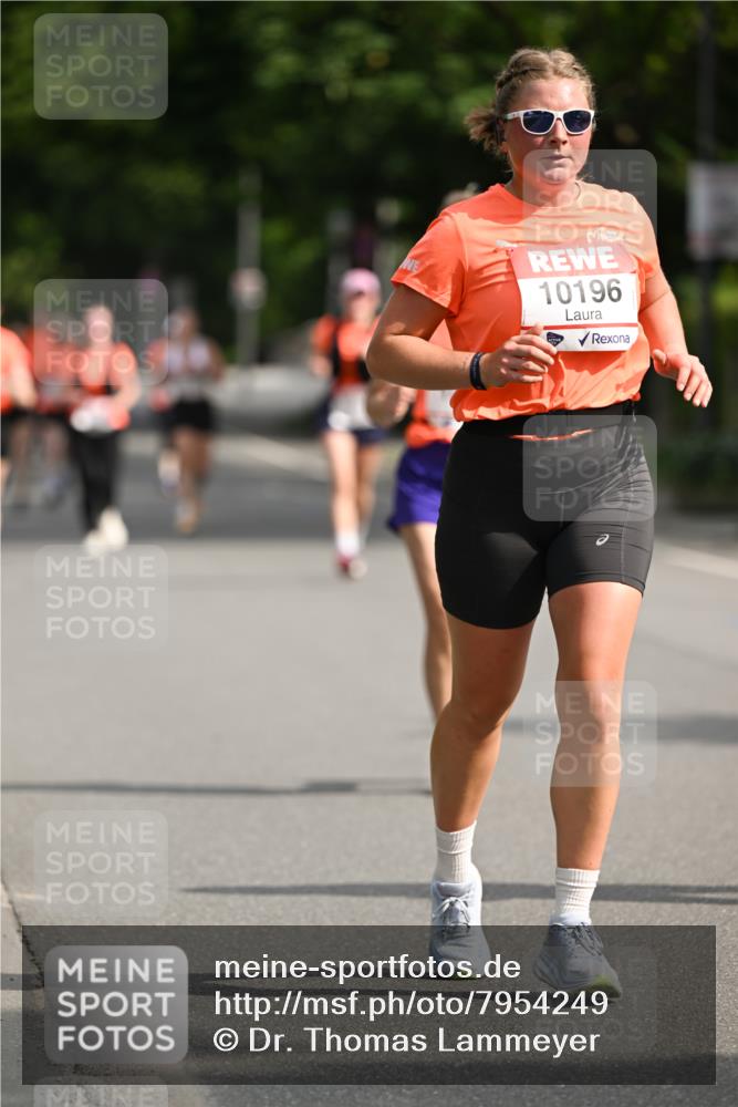 15.06.2025 - REWE Women's Run Dr. Thomas Lammeyer http://msf.ph/oto/7954249 15.06.2025 09:44:00 Laufen 10196 meine-sportfotos.de