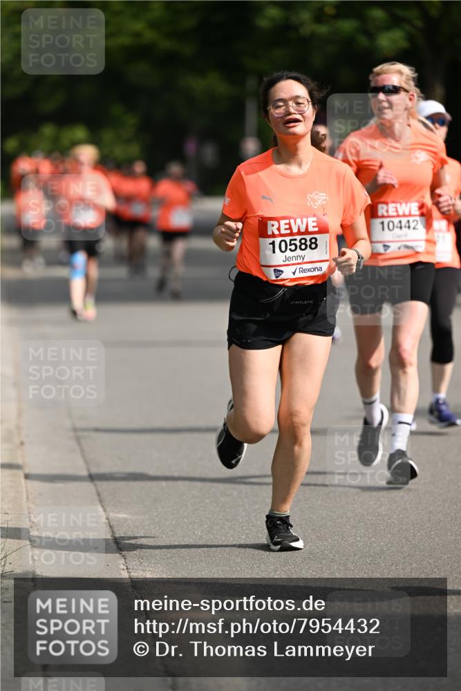 15.06.2025 - REWE Women's Run Dr. Thomas Lammeyer http://msf.ph/oto/7954432 15.06.2025 09:44:13 Laufen 10588, 10442 meine-sportfotos.de