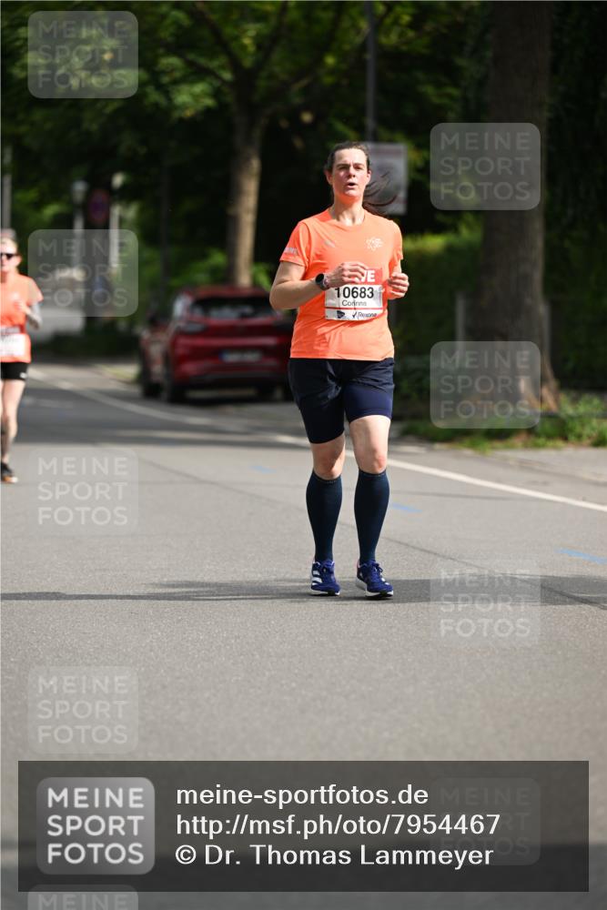 15.06.2025 - REWE Women's Run Dr. Thomas Lammeyer http://msf.ph/oto/7954467 15.06.2025 09:44:16 Laufen 10683 meine-sportfotos.de