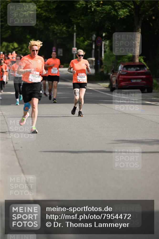 15.06.2025 - REWE Women's Run Dr. Thomas Lammeyer http://msf.ph/oto/7954472 15.06.2025 09:44:17 Laufen 10526, 10204 meine-sportfotos.de
