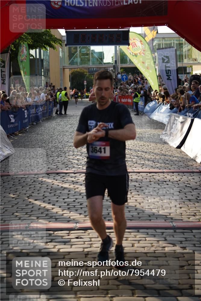 13.06.2025 - Holstenköstenlauf Felixshl http://msf.ph/oto/7954479 13.06.2025 19:44:45 Laufen 2618, 2625, 3641 meine-sportfotos.de