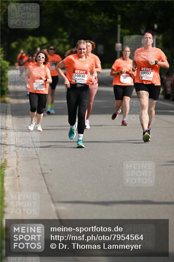 15.06.2025 - REWE Women's Run Dr. Thomas Lammeyer http://msf.ph/oto/7954564 15.06.2025 09:44:23 Laufen 10097, 10830, 10819 meine-sportfotos.de
